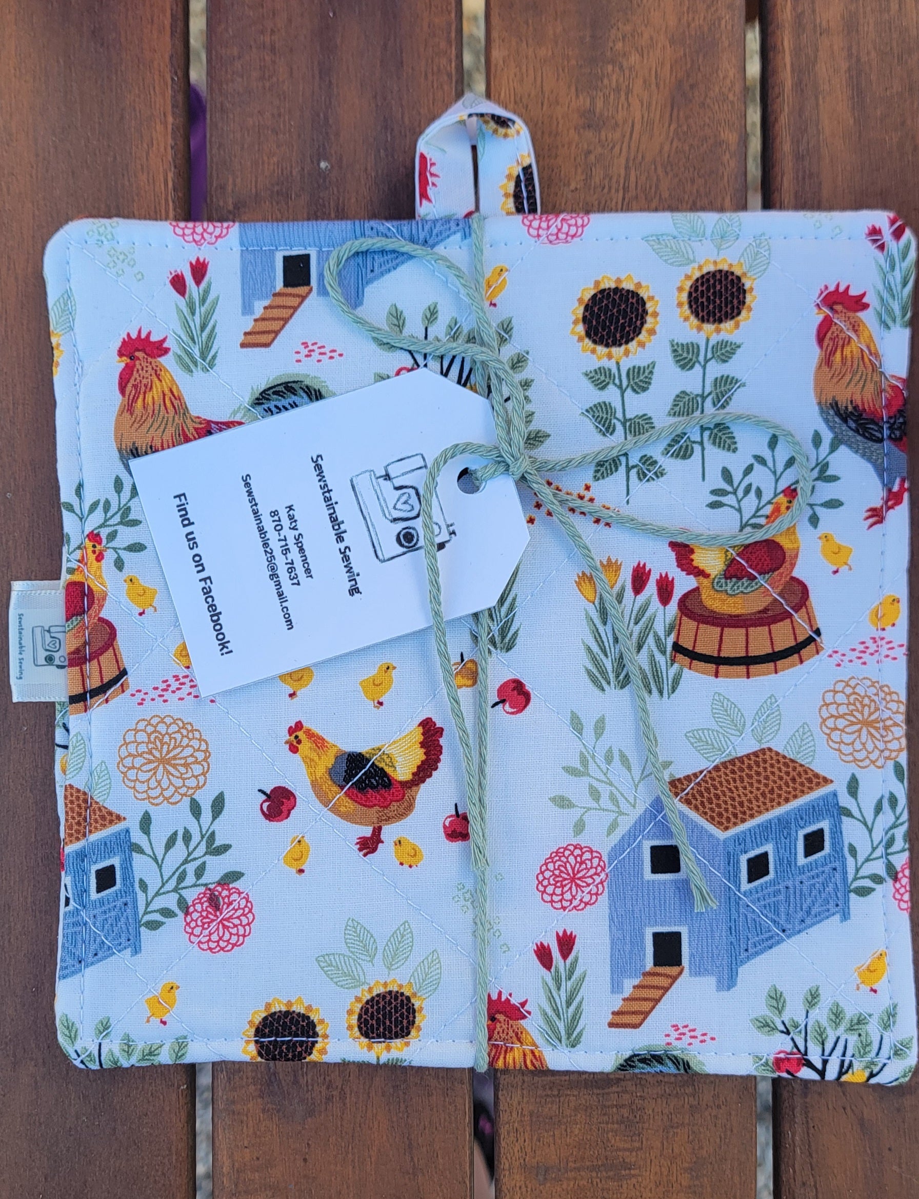 Quilted Farm Pot Holders set of 2